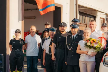 nowy-samochód-w-osp-roztoki5