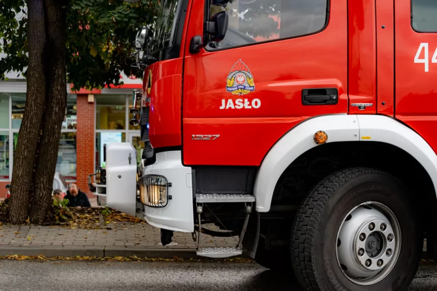 wypadek-na-ulicy-kazimierza-wielkiego-w-jasle