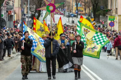 orszak-trzech-kroli-w-jasle