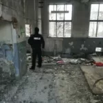 policjanci-uratowali-mezczyzne-przed-zamarzniecie-w-jasle