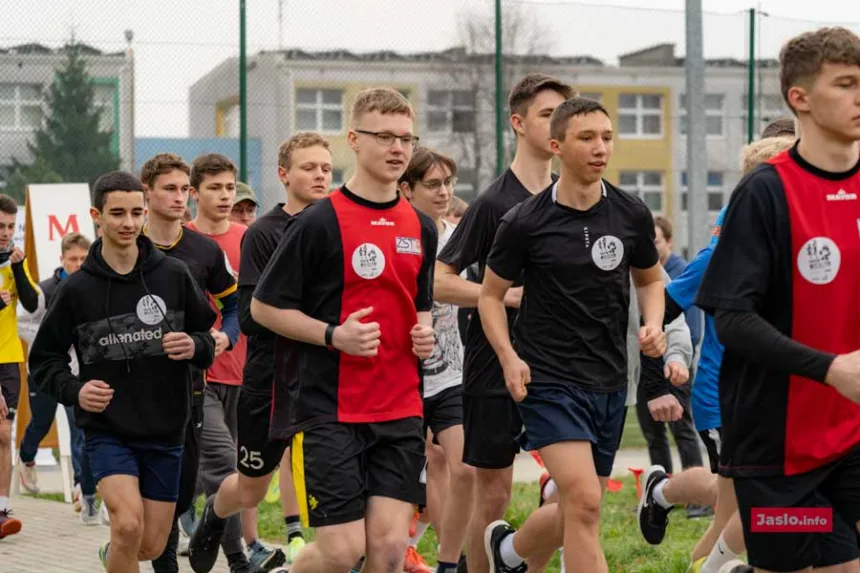 bieg-wilczym-tropem-w-jasle